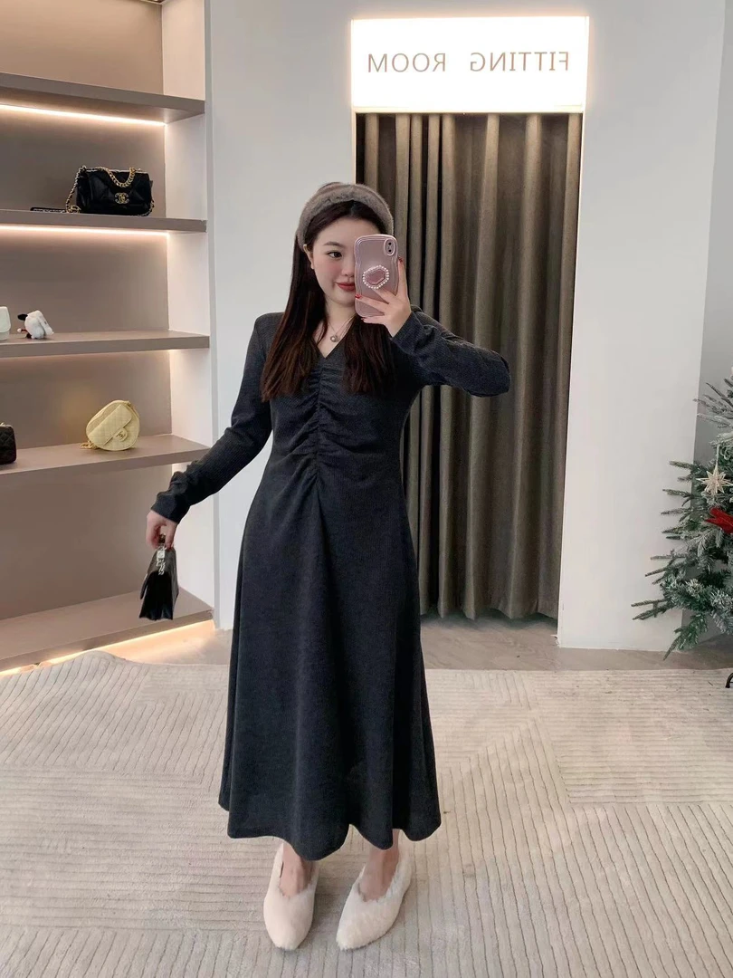 慧芝huizhi 一忘皆空 自制款仙气飘飘清冷感v领收腰A摆连衣裙