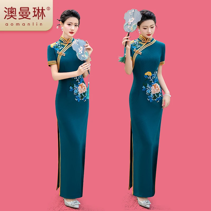 澳曼琳2025夏款中式高弹力高定优雅修身中长款低开叉舞台走秀旗袍