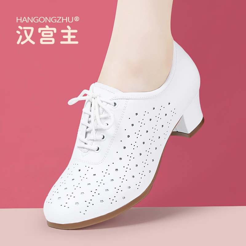 女鞋透气真皮广场舞鞋拉丁舞鞋广场跳舞鞋不累脚鞋春夏新款妈妈鞋