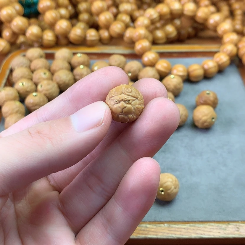 【闪购商品】猴头核桃手串7