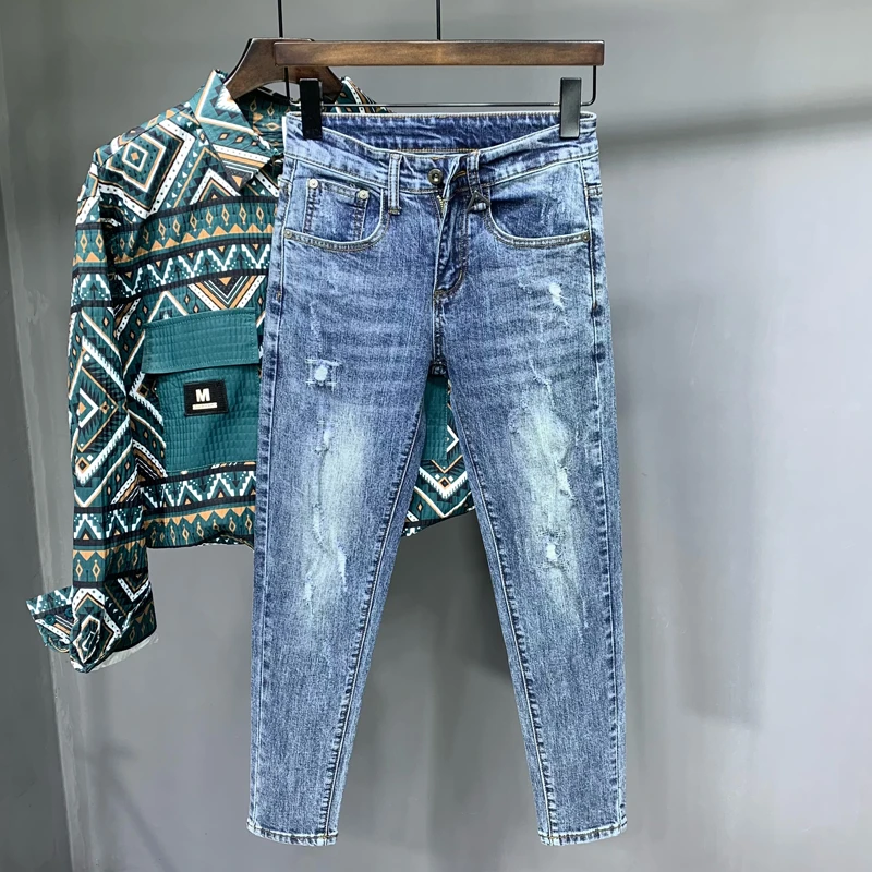 破洞牛仔裤男秋季常规复古高端百搭浅蓝色痞帅男款青年九分裤