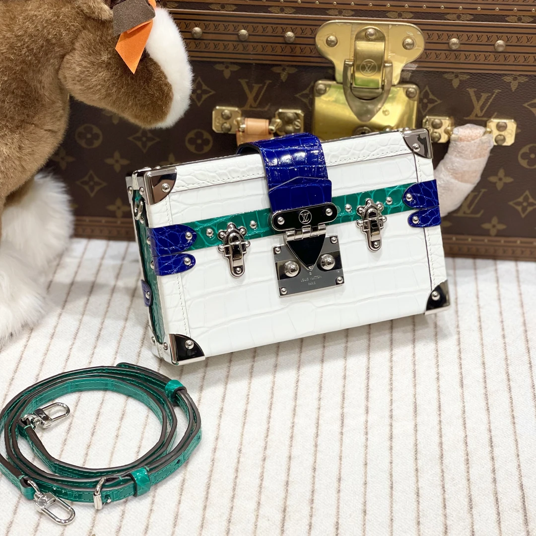 全新未使用 LouisVuitton/路易威登 贝贝/lv鳄鱼硬盒子