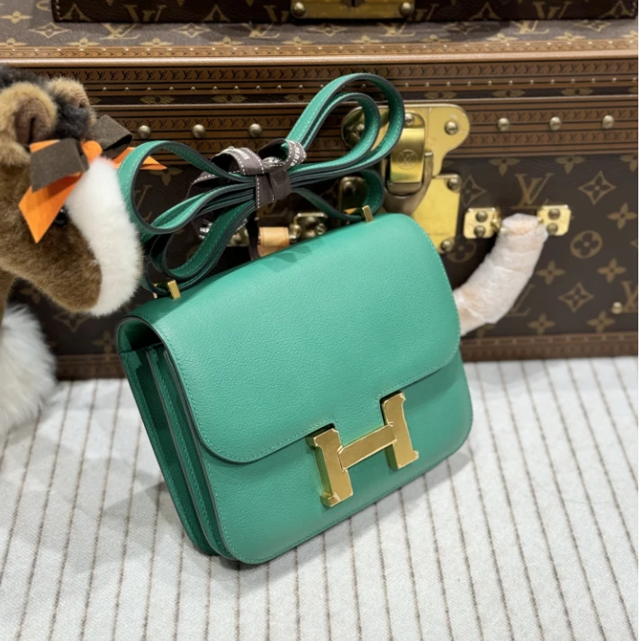 99新 Hermes/爱马仕 昊哥/丝绒绿康康19包/c刻/尘袋