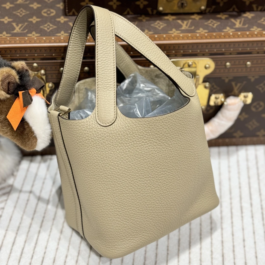 全新未使用 Hermes/爱马仕 昊哥/B刻爱马仕马尔法米菜篮子18包