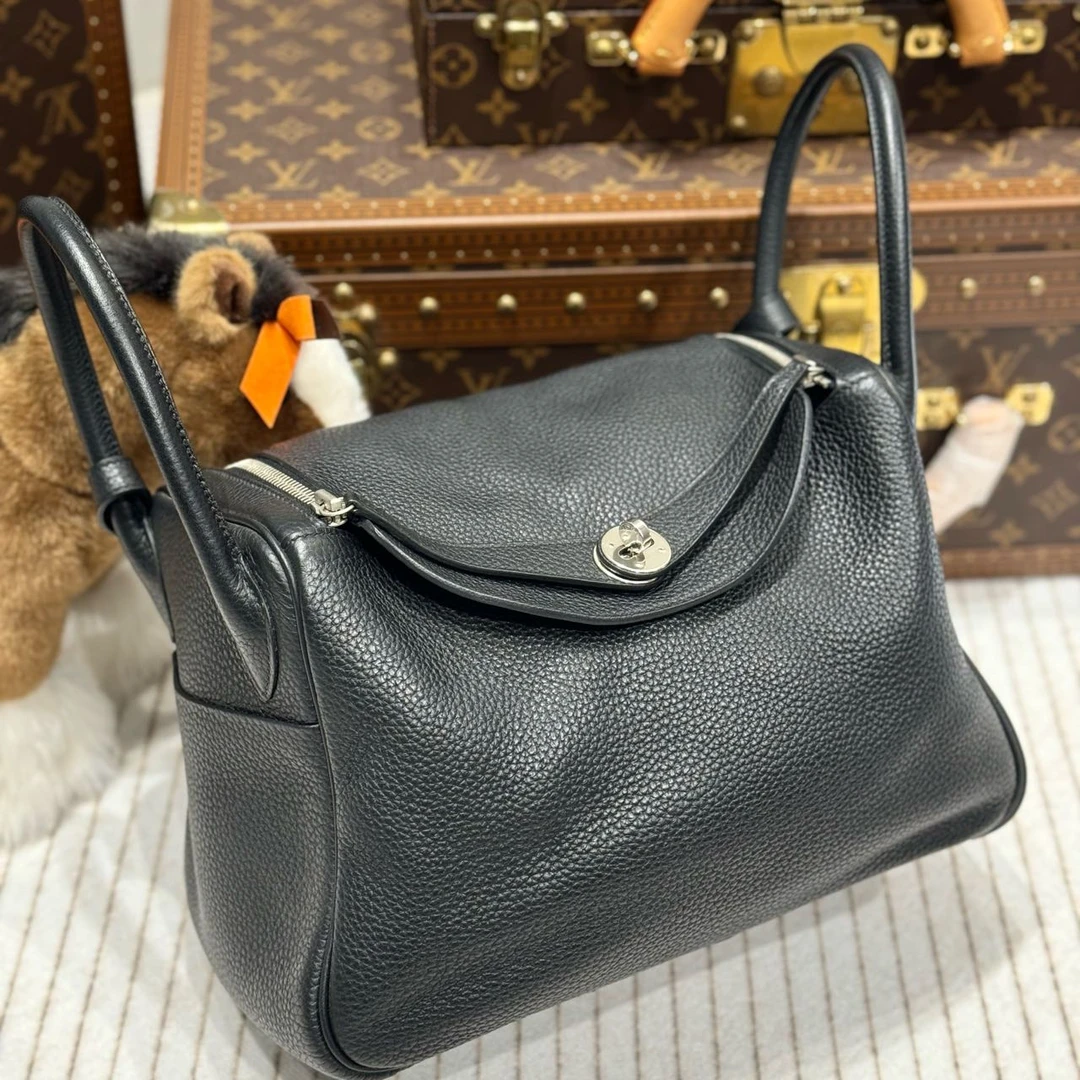 95新 Hermes/爱马仕 lina/爱马仕黑银lindy30包
