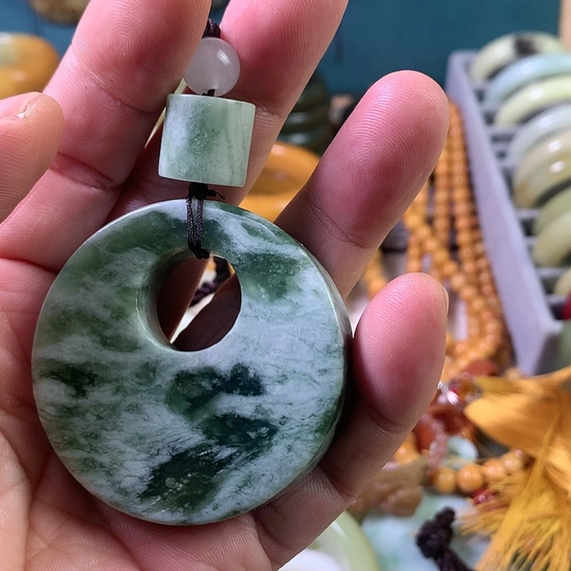 【闪购商品】蛇纹石玉手把件未镶嵌繁**你
