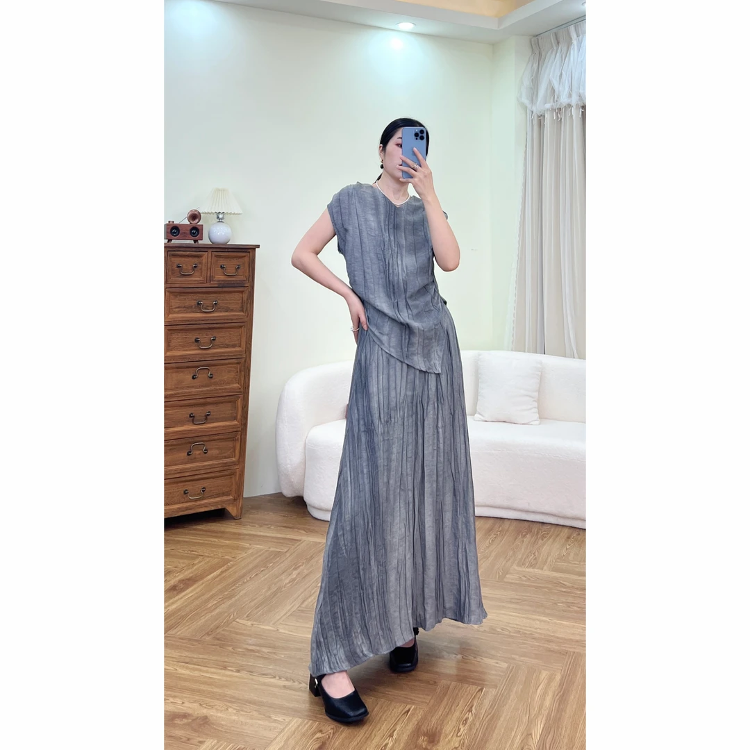 Hello乔乔【极简大牌】时尚气质显瘦夏季短袖套装