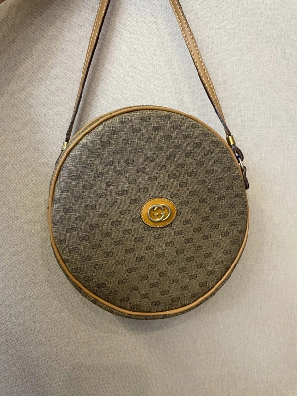 95新 GUCCI/古驰 兔兔奢/古驰圆饼斜挎包/240226008
