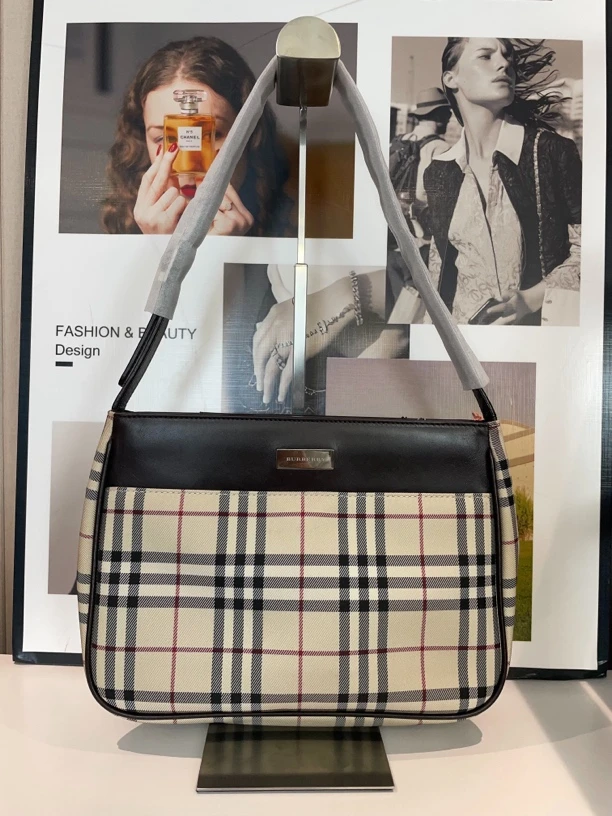 95新 BURBERRY/博柏利 兔兔奢/巴宝莉单肩包230527020