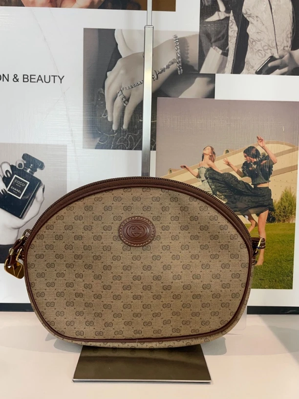 95新 GUCCI/古驰 兔兔奢/古驰小斜挎240218016