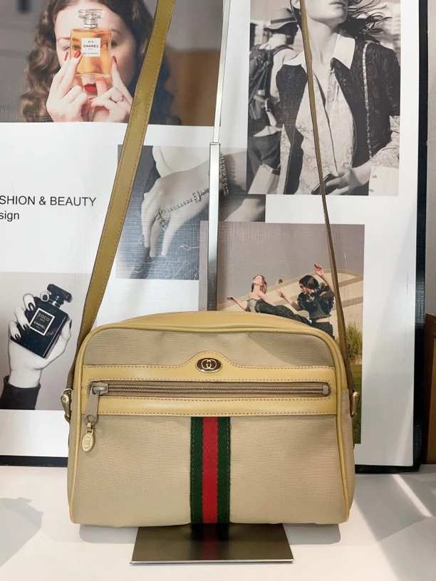 95新 GUCCI/古驰 兔兔奢 G专属/古驰斜挎包/240706144