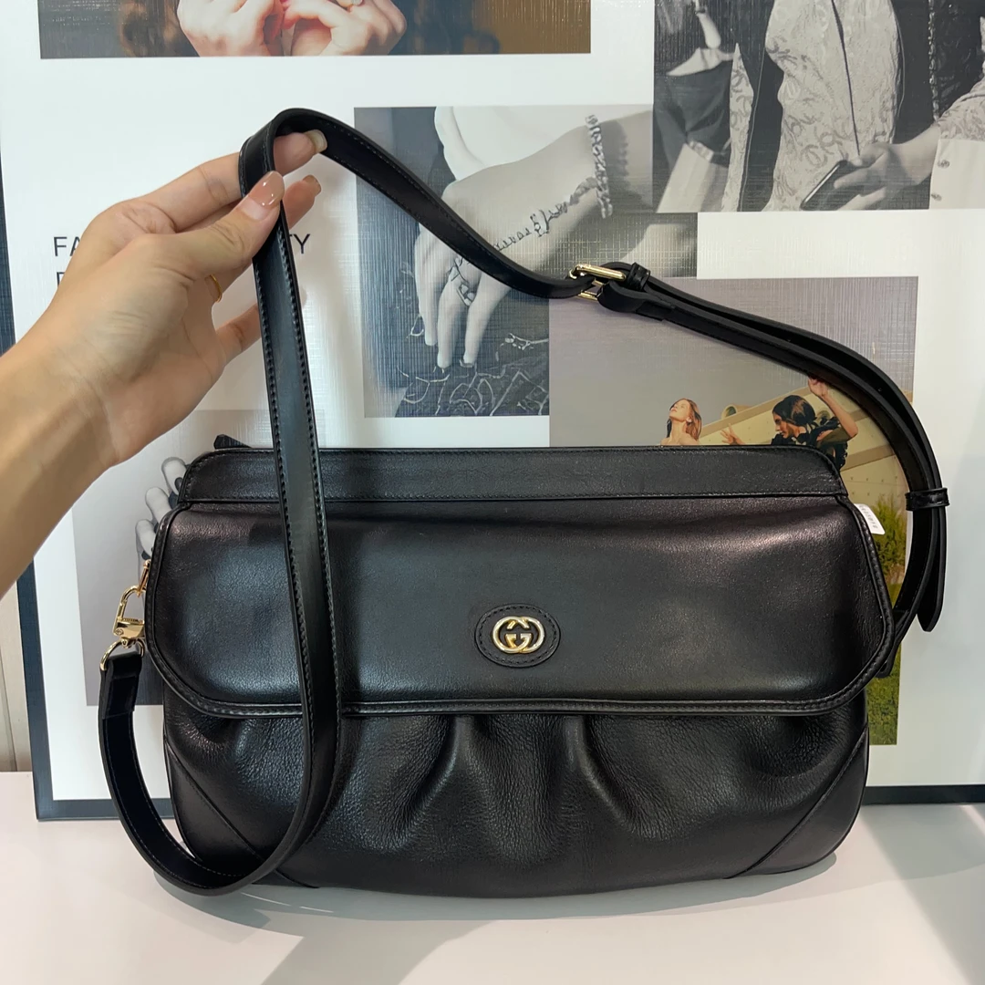 95新 GUCCI/古驰 兔兔奢/古驰手拿包/240706005