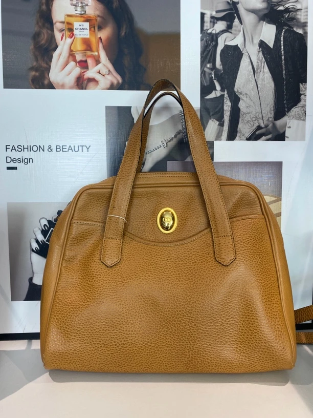 90新 DIOR/迪奥 兔兔奢/迪奥手提包/240324060