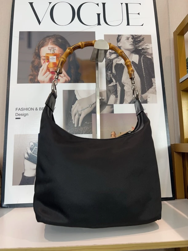 95新 GUCCI/古驰 兔兔奢/古驰单肩包/240304057