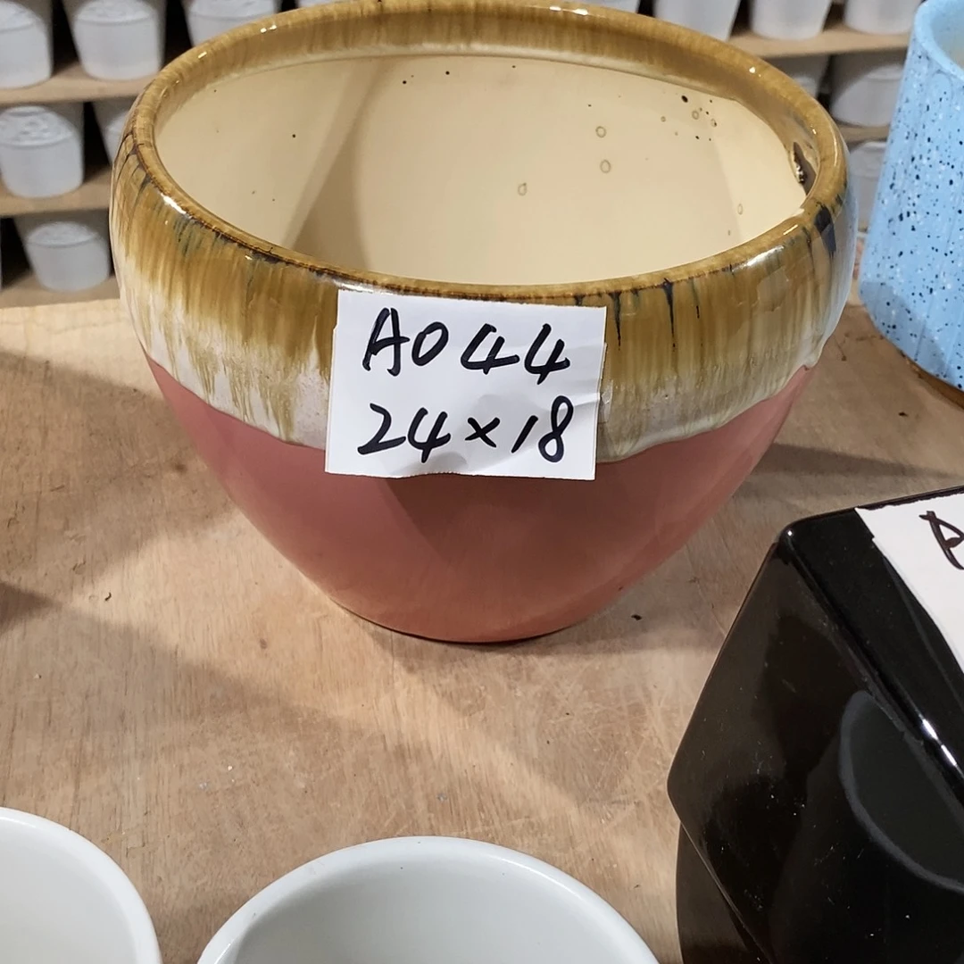 【闪购商品】陶瓷20CM以下微瑕花盆AAA044-1