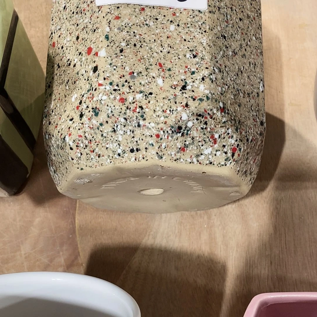 【闪购商品】陶瓷20CM以下微瑕花盆AAA033-1