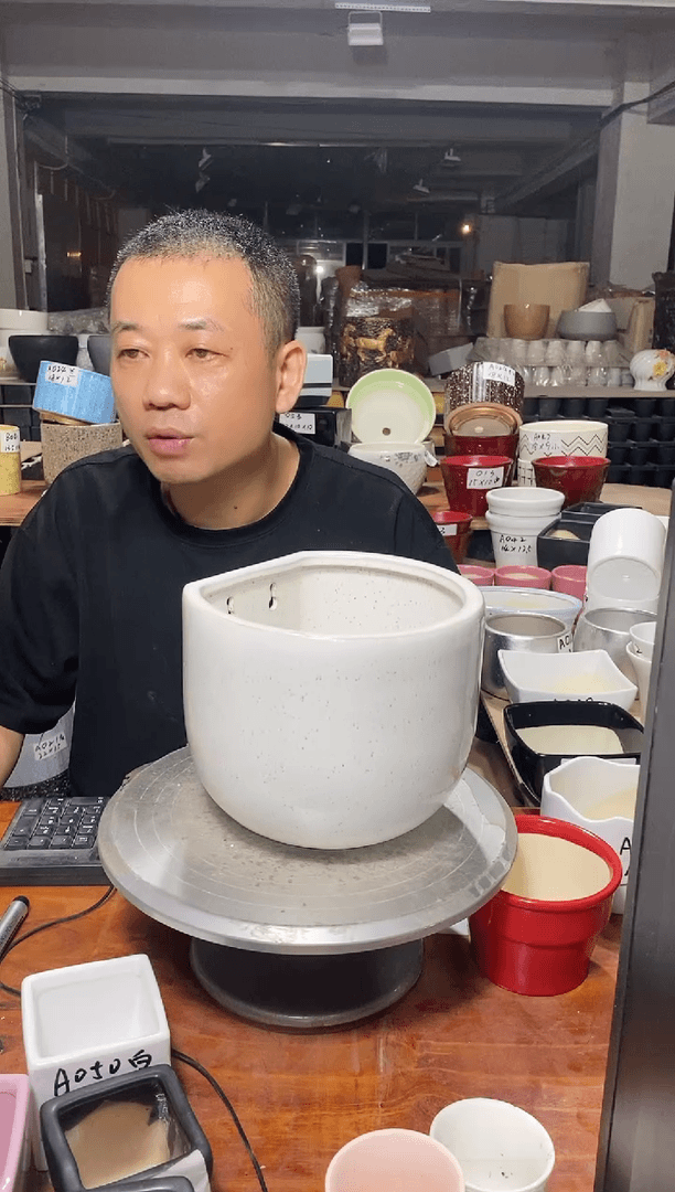 【闪购商品】陶瓷20CM以下微瑕花盆AAAA030-1