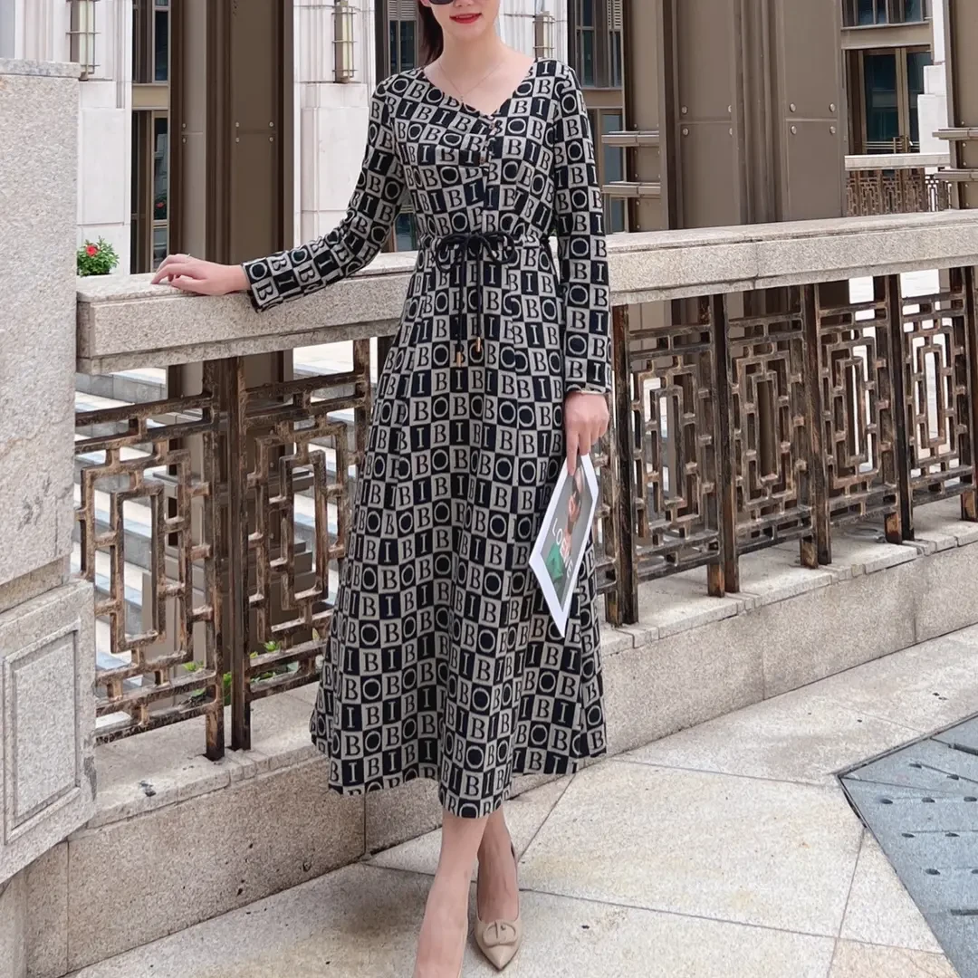 【萨拉迪恩】秋冬气质法式复古女装连衣裙长袖时尚