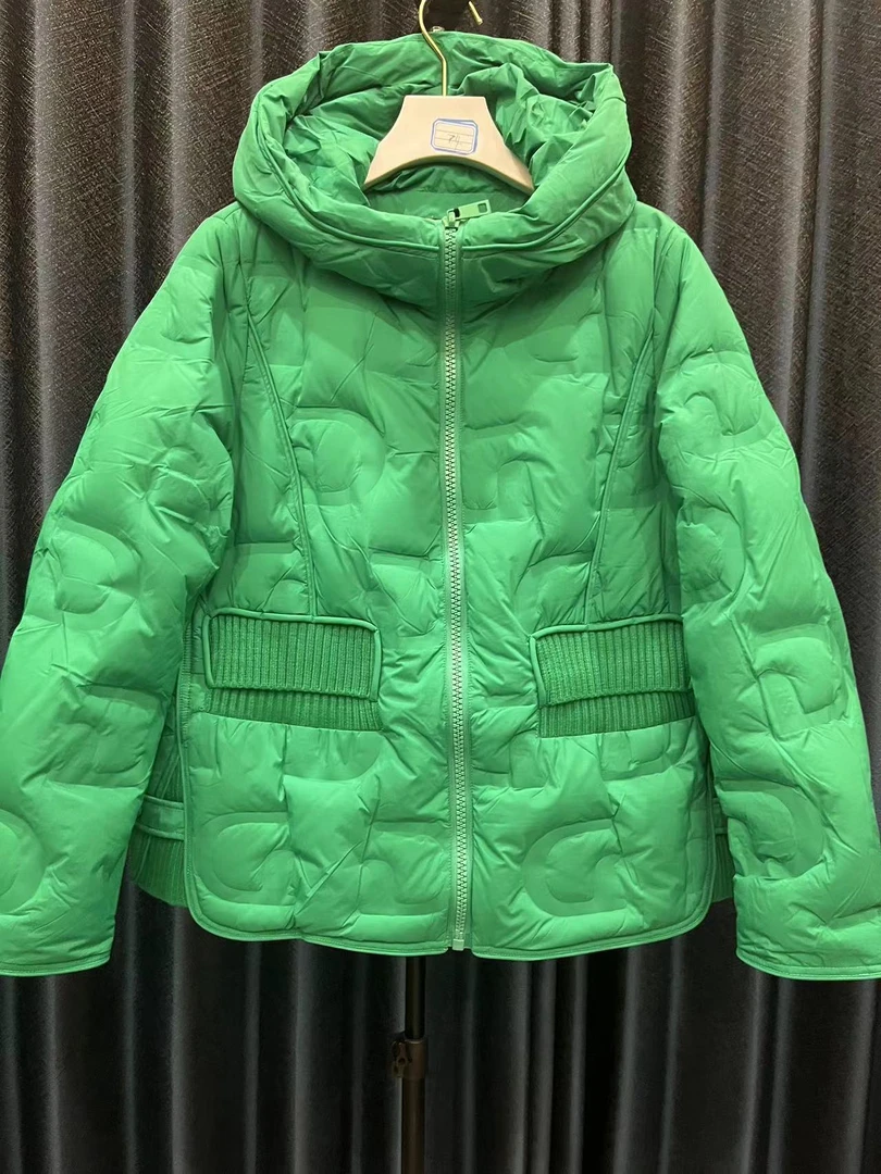 金影奇女士连帽丫丫服短款休闲8302