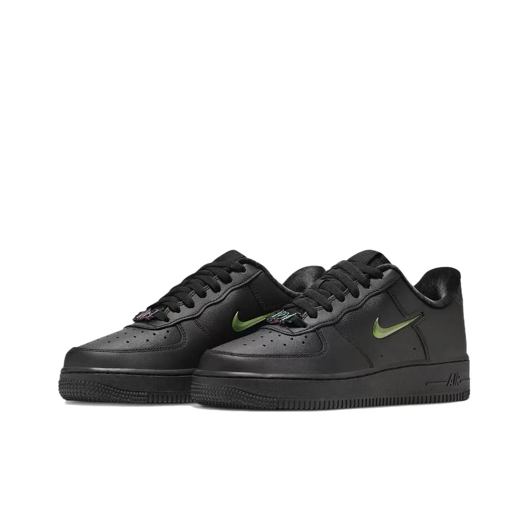 NIKE/耐克正品女鞋af1空军低帮小勾黑武士运动休闲板鞋FB8251-001