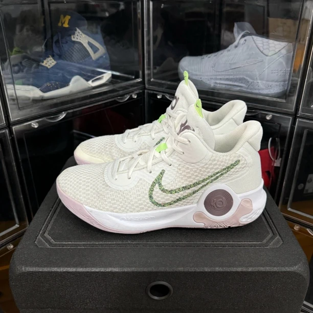 44码 Nike kd支线 篮球鞋 95新 无原盒 无瑕疵 磨损不大