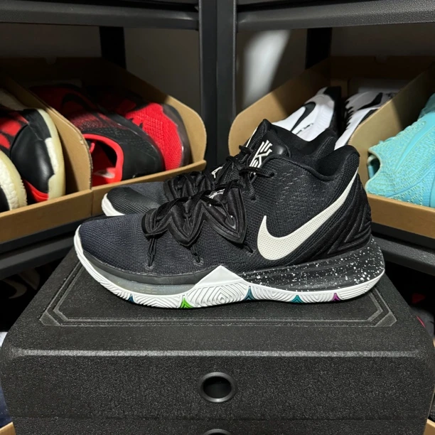44.5码 nike 欧文5 黑魔法守首发 95新 无原盒 无瑕疵 磨损不大