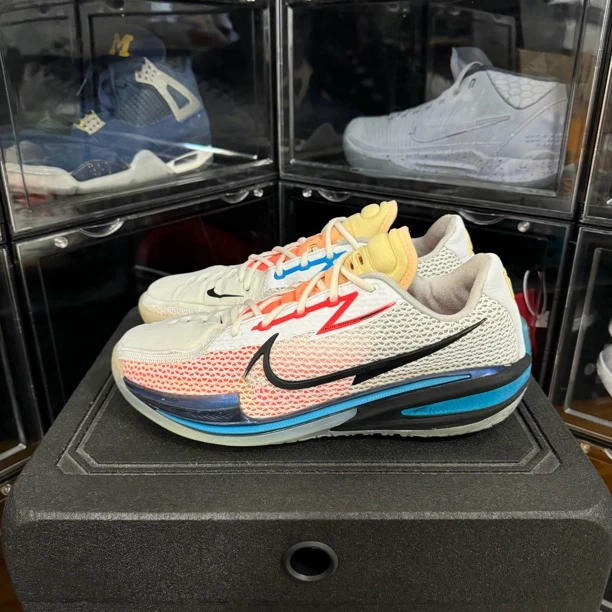 43码 Nike zoom gt cut1 gt1 雷霆 9新 无原盒 小瑕疵 磨损不大