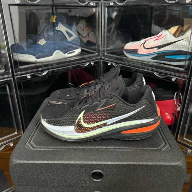 42.5码 Nike zoom gt cut1 黑红 95新 无原盒  鞋帮修复 气垫澎湃
