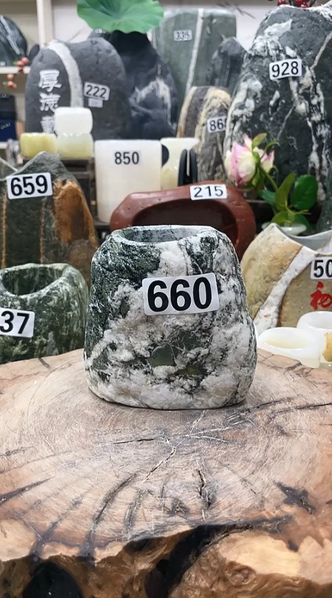 【闪购商品】花瓶1111