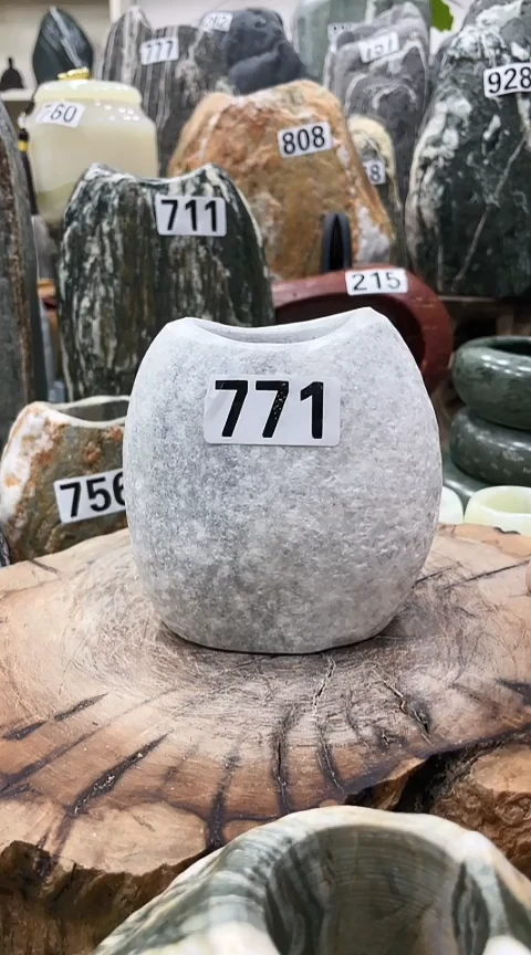 【闪购商品】花瓶11111