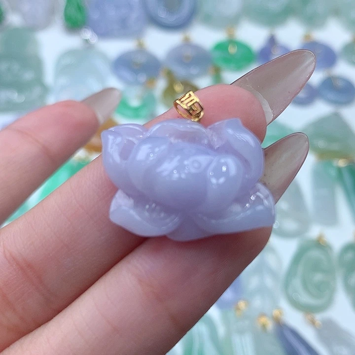 翡翠颈饰18K金镶嵌花