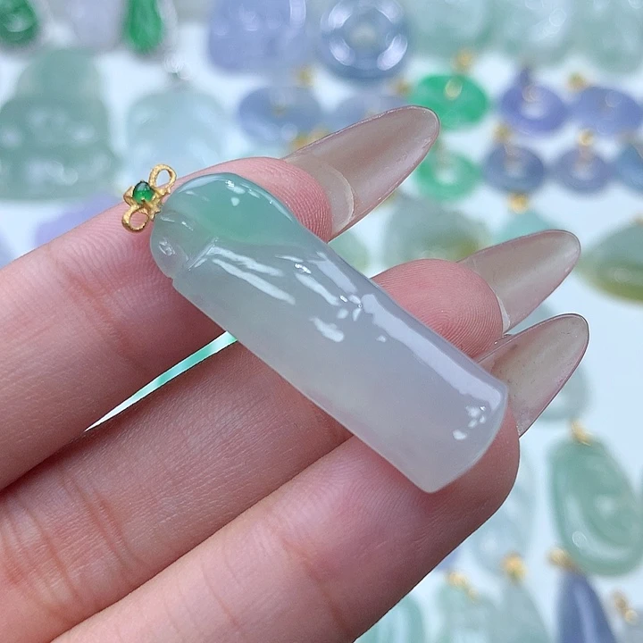 翡翠颈饰18K金镶嵌竹节