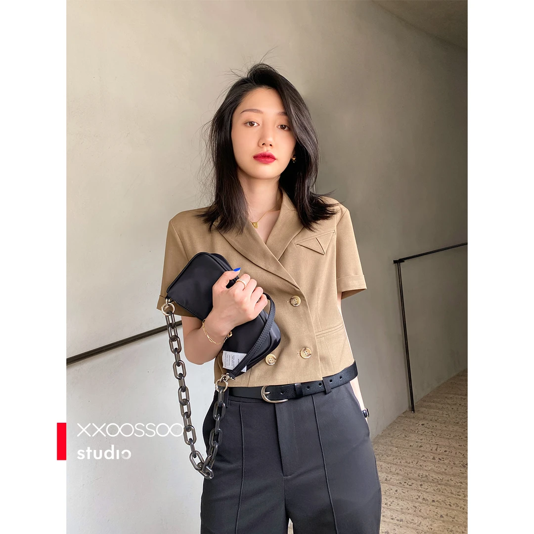 【西装】xxoossoo 精致显瘦 宽松短款小西装短袖外套薄