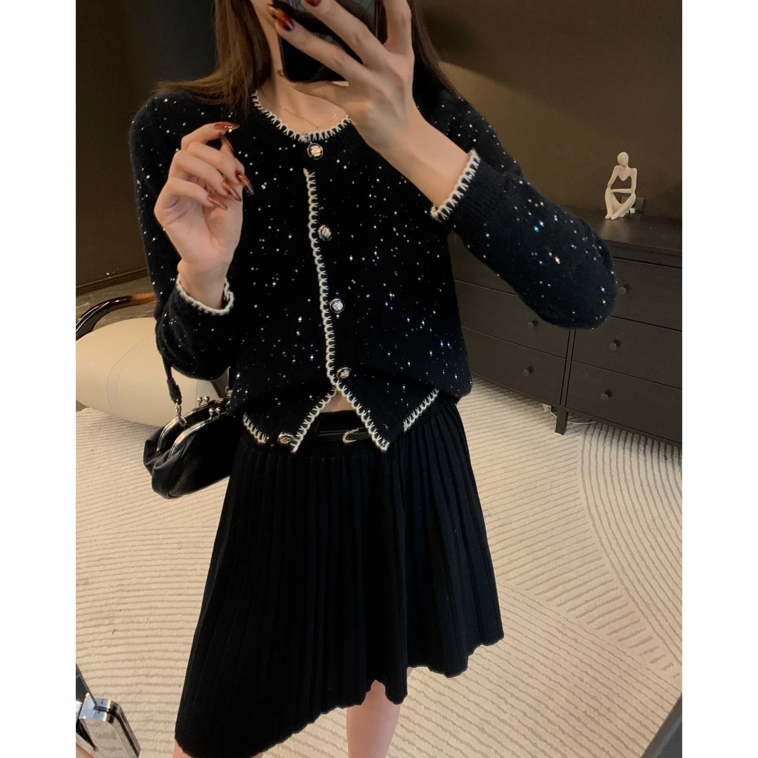 XXOOSSOO法式名媛长袖亮片毛衣黑色气质短款反缝线毛衣