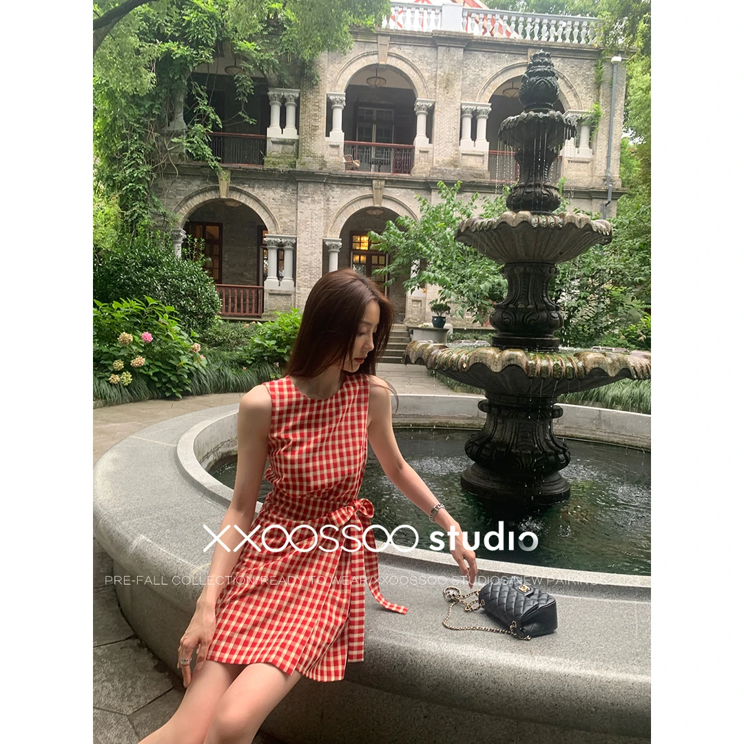 xxoossoo 甜妹盛夏清凉无袖小粉格绑带连衣裙显瘦高腰高档度假