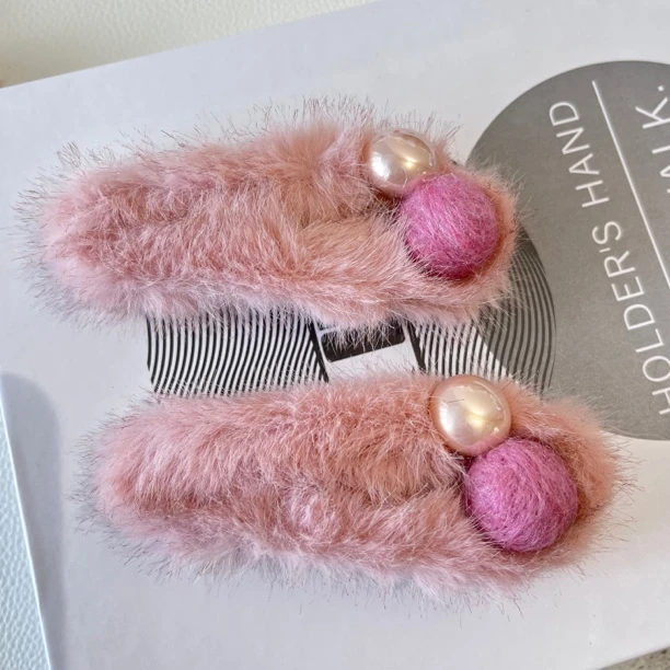 韩国东大门Reina毛绒发夹柚子粉兔兔毛发夹