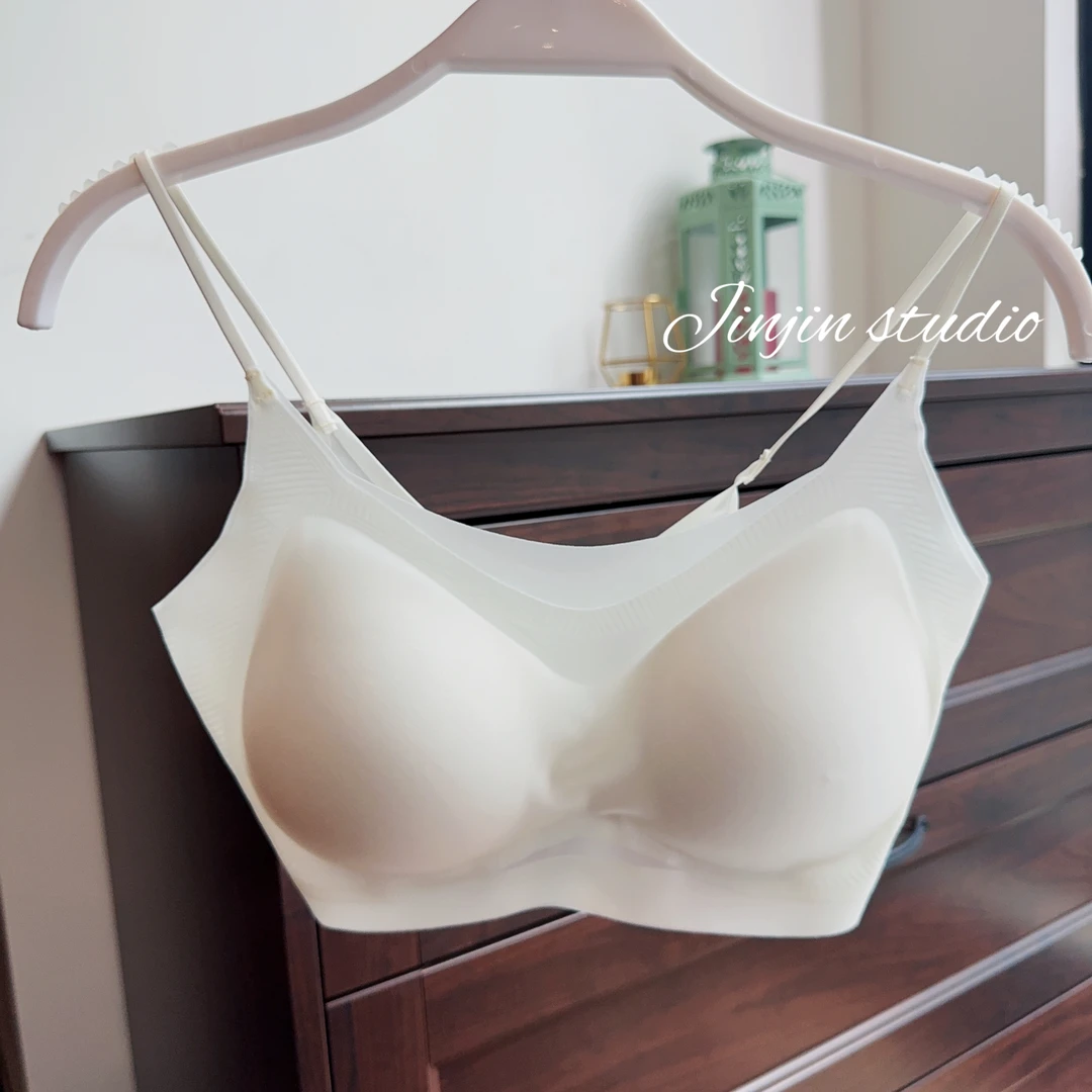882新品细肩带果冻凉皮美背轻盈透气女士薄款无痕文胸内衣