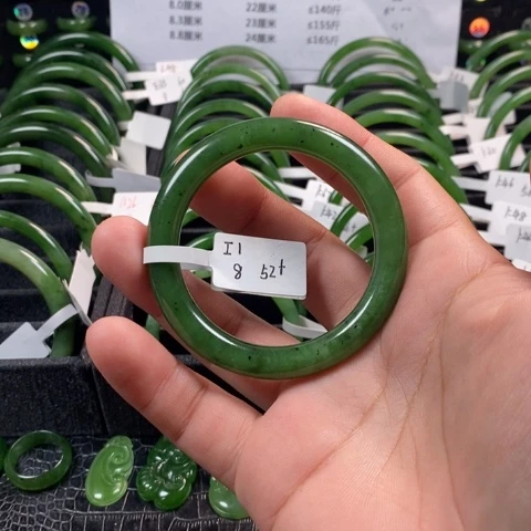 和田玉（碧玉）手镯未镶嵌