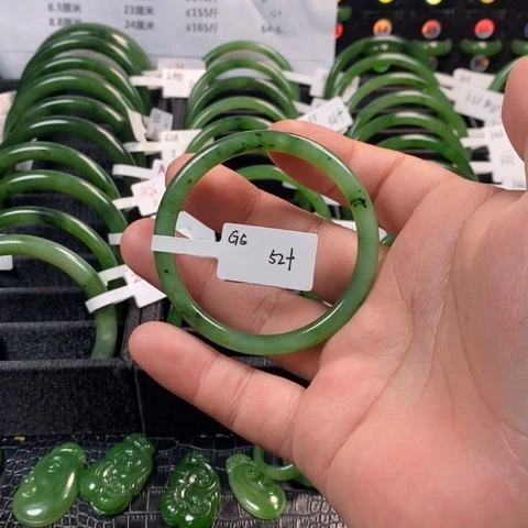 和田玉（碧玉）手镯未镶嵌