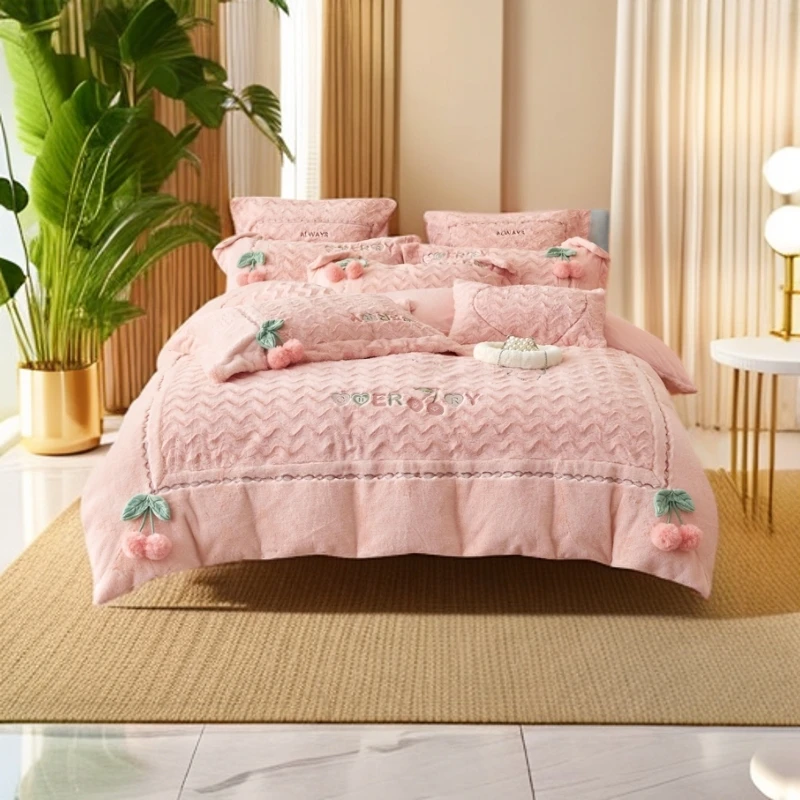 七格格专属樱为有你加厚高克重水貂绒拼角款刺绣手工四件套公主风