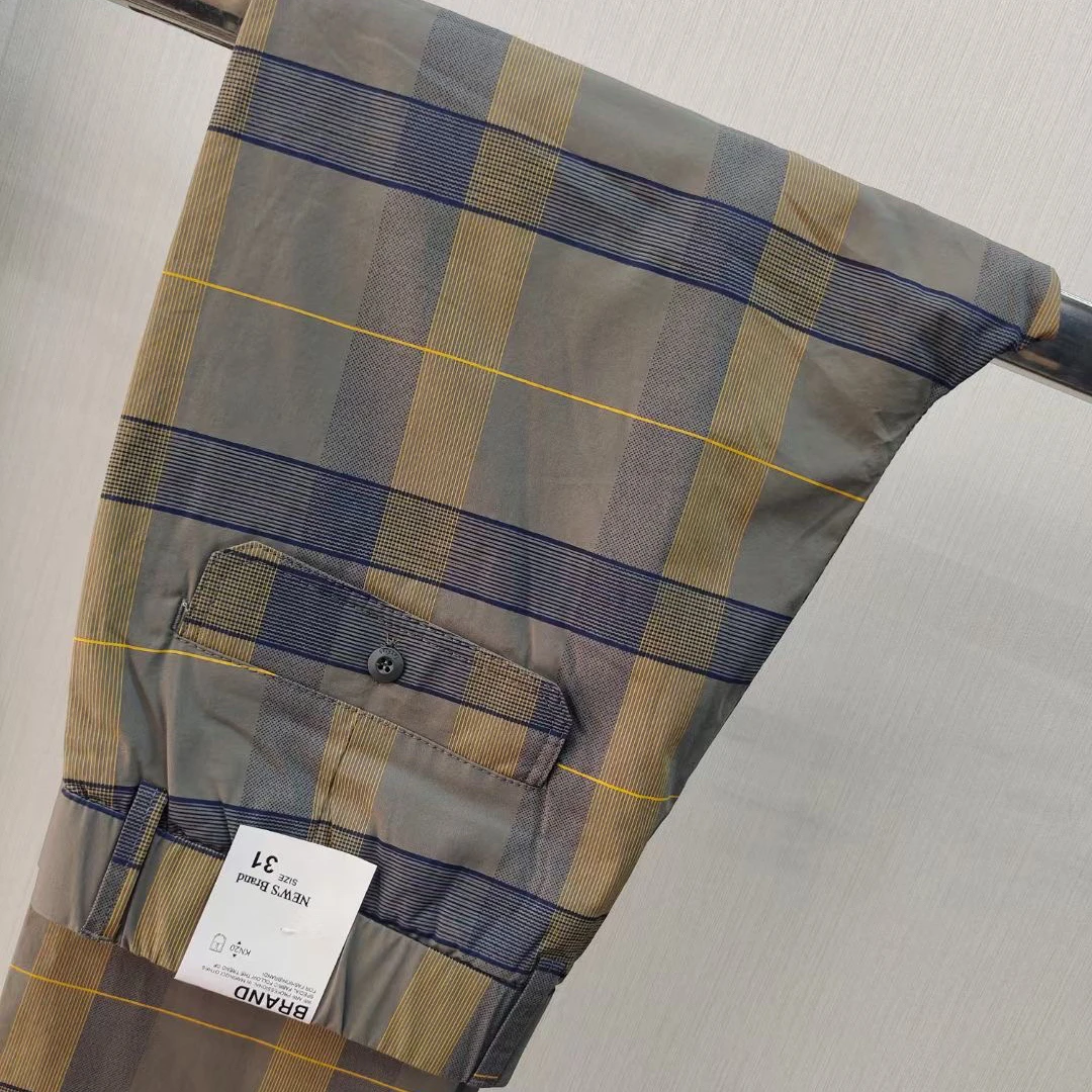 春夏男士简约时尚百搭舒适薄款格子开腰直筒休闲裤