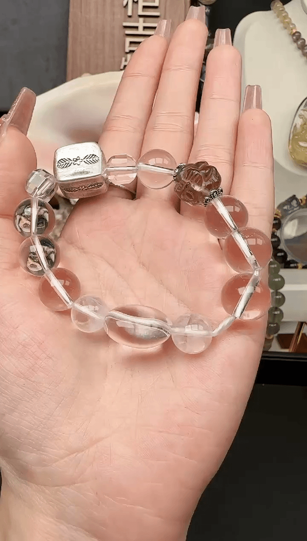 【闪购商品】水晶手串未镶嵌九尾白水晶手串