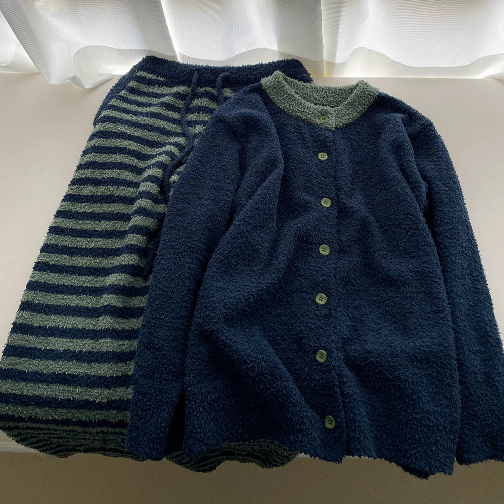 韩版针织条纹睡衣女冬季2024年新款宽松显瘦半边绒保暖家居服套装