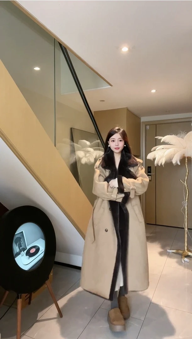 2025冬长款过膝加绒加厚大衣环保皮毛一体宽松时尚可立领毛毛外套