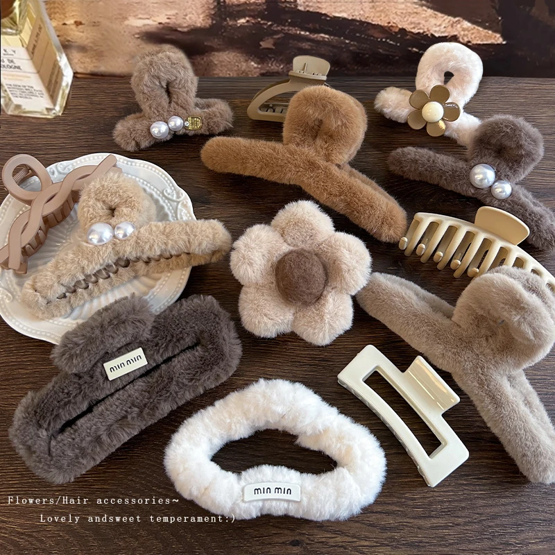 时尚毛绒发抓夹女秋冬新款抓夹简约发夹后脑勺鲨鱼夹发卡头饰ins