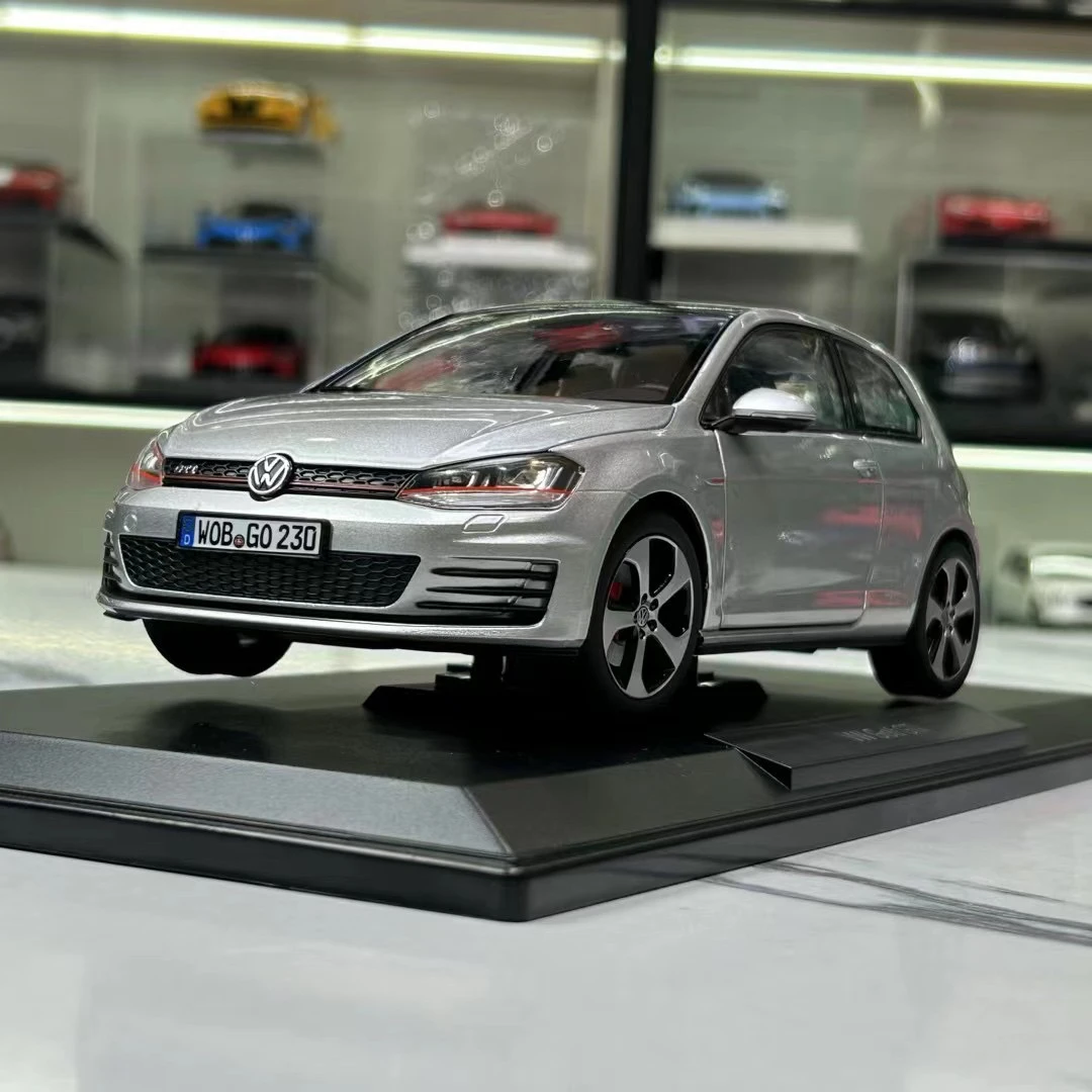 诺威尔NOREV 1:18 2013款大众VW 高尔夫GTI七代 仿真合金汽车模型