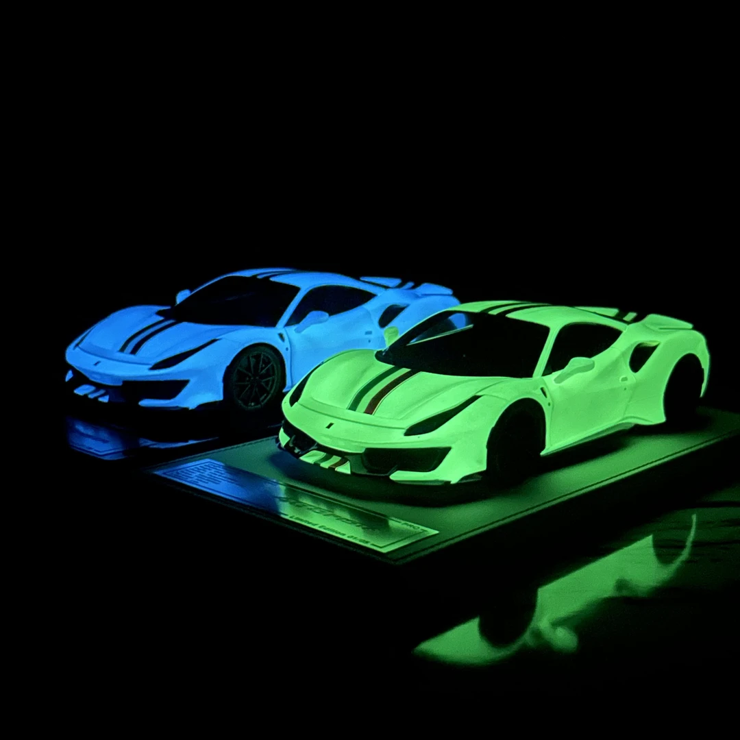 DM 488 Pista 限量版仿真树脂全开汽车模型收藏1 18摆件