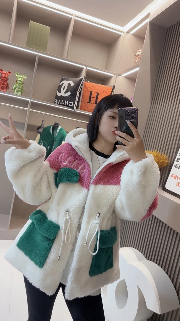 【尚亿】羊毛外套 秋冬新款 粉白收腰中长刺绣颗粒羊毛时尚撞色拼接