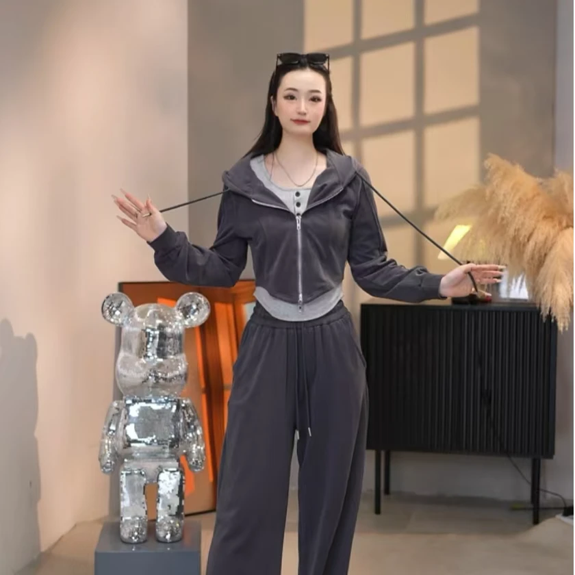 年年--韩版时尚休闲运动连帽卫衣外套吊带背心阔腿裤三件套 45091