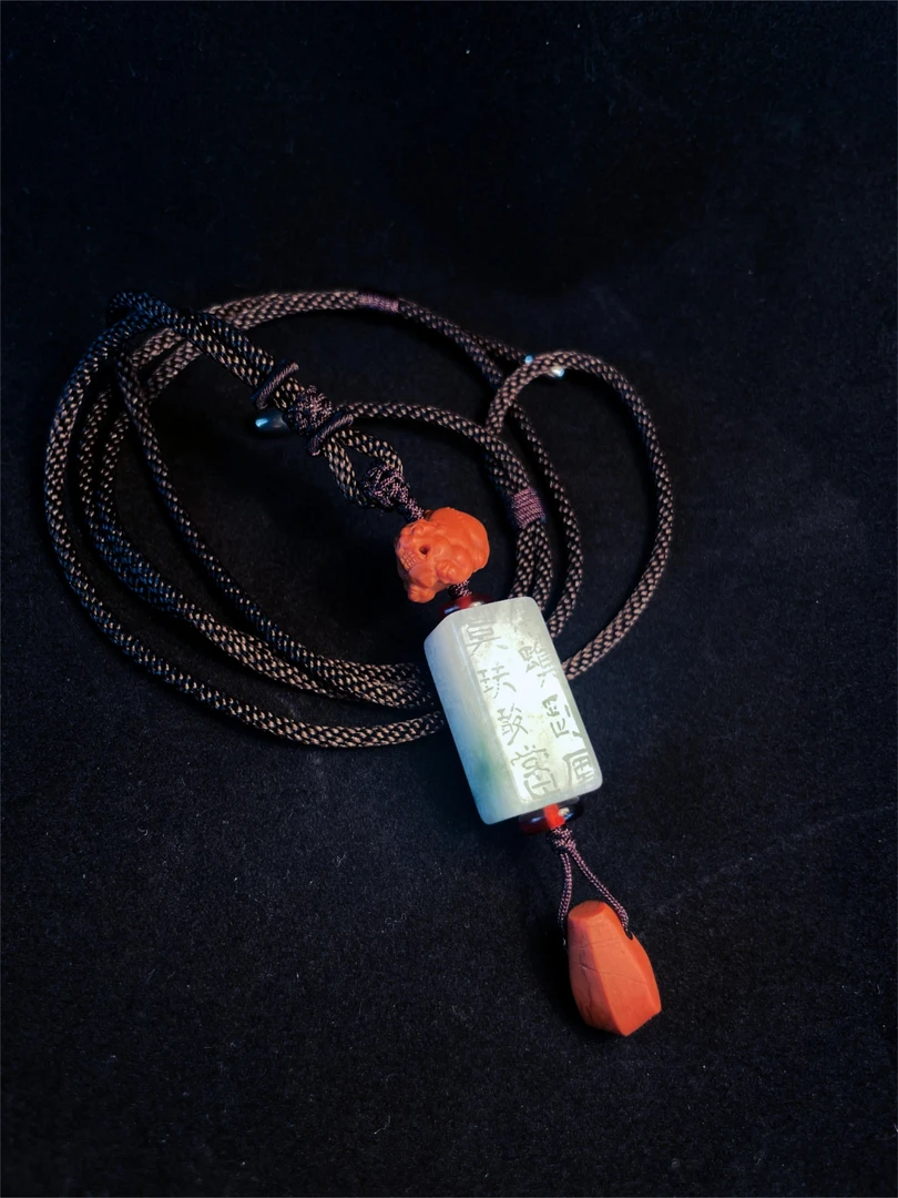 刚卯飘绿花天然翡翠刚卯平安无事复古民族风吊坠